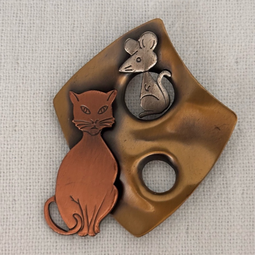 Vintage K&T Signed Cat and Mouse Geometric Statement Brooch Pin